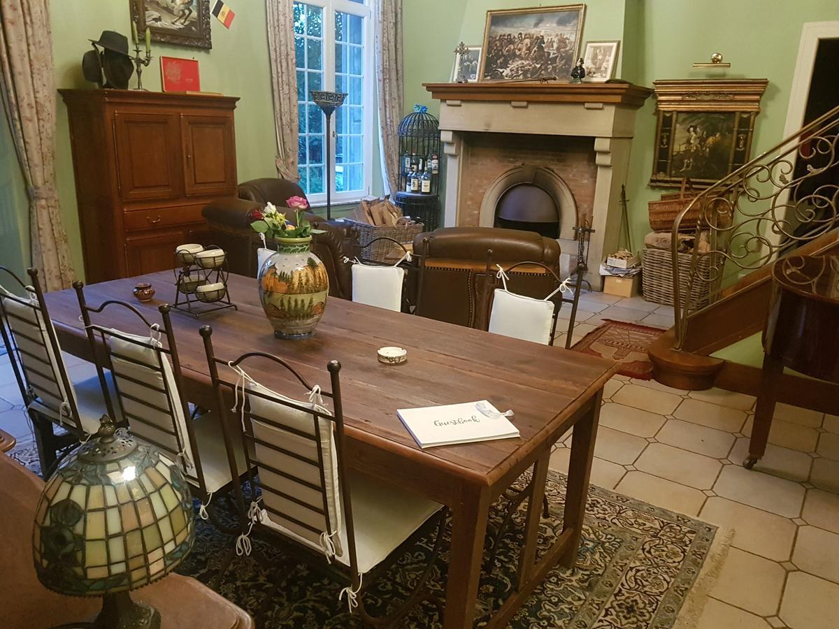 Chateau Lambert Moulinsart Hotel, Shuttle Airport, Long Term Parking, Snooker, Large Terrasse, Dinner, Breakfast Charleroi Exterior foto