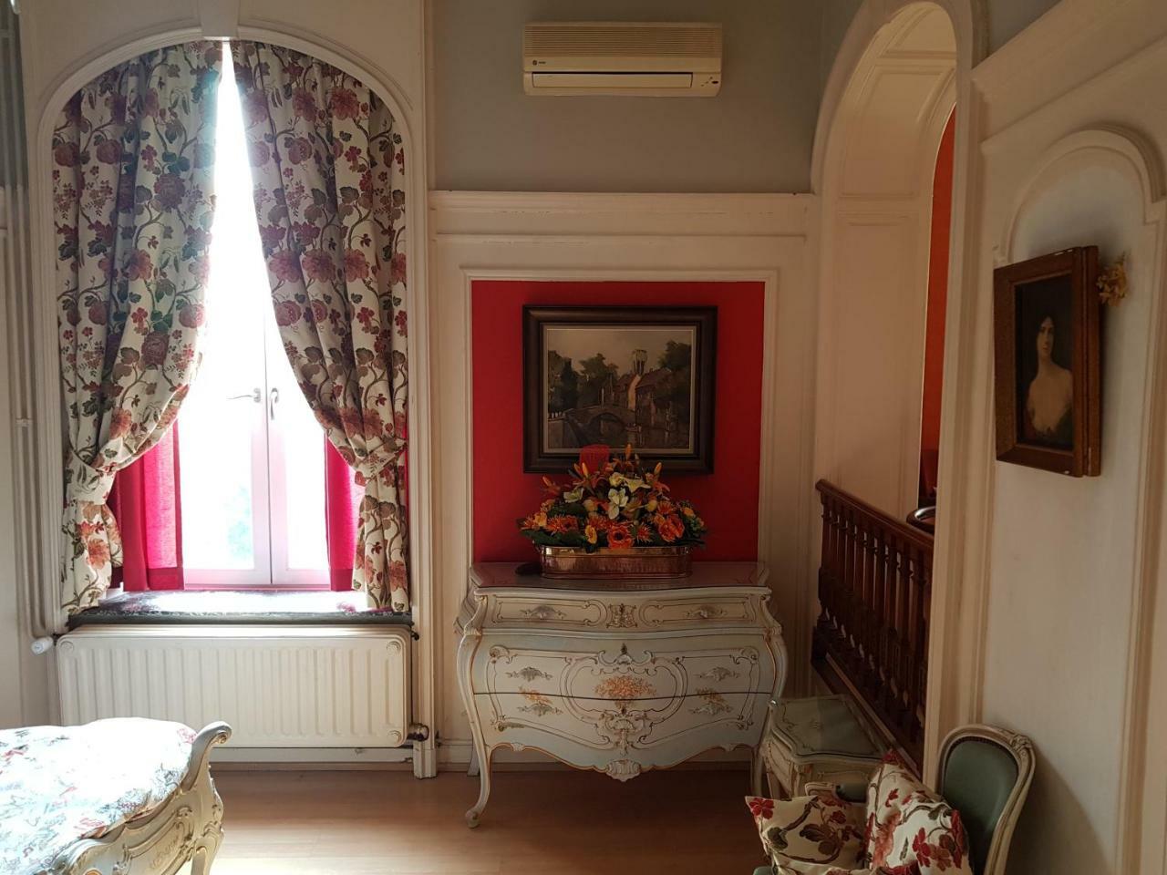Chateau Lambert Moulinsart Hotel, Shuttle Airport, Long Term Parking, Snooker, Large Terrasse, Dinner, Breakfast Charleroi Exterior foto