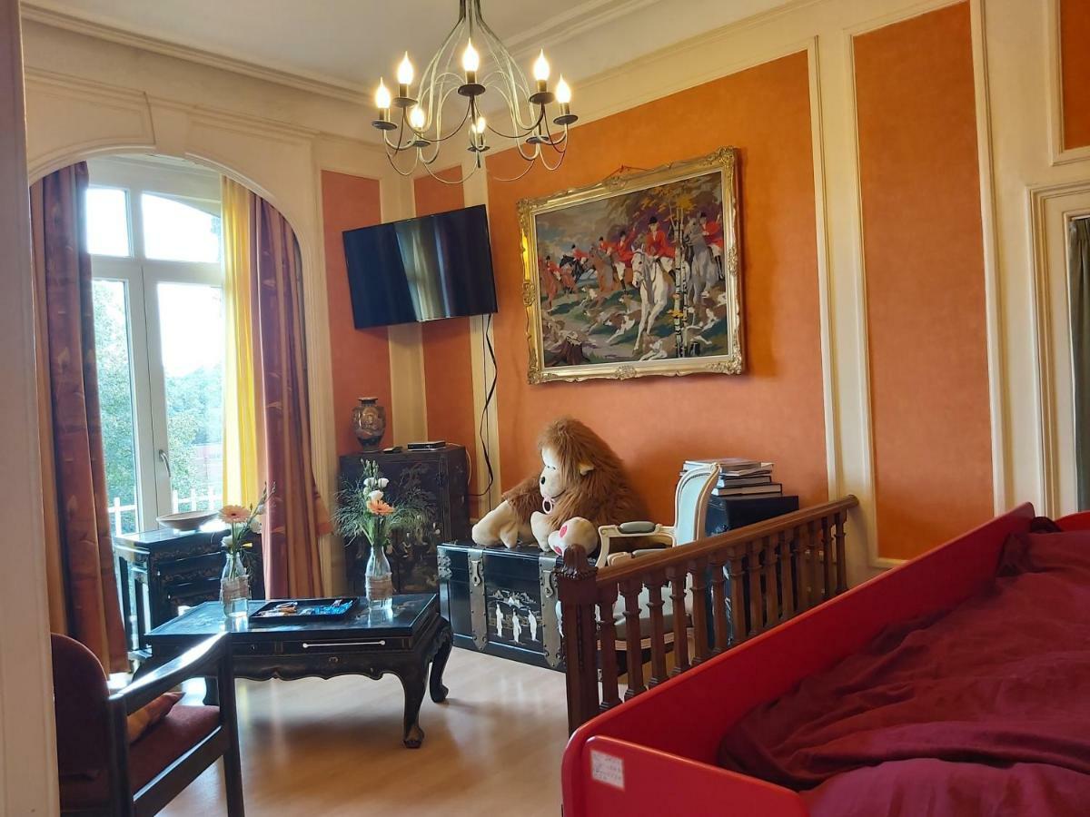 Chateau Lambert Moulinsart Hotel, Shuttle Airport, Long Term Parking, Snooker, Large Terrasse, Dinner, Breakfast Charleroi Exterior foto